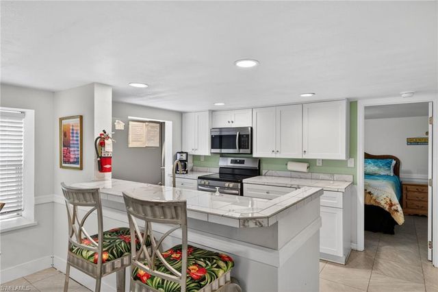 201 Miramar ST, Fort Myers Beach, FL 33931