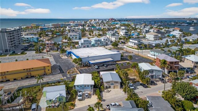 201 Miramar ST, Fort Myers Beach, FL 33931