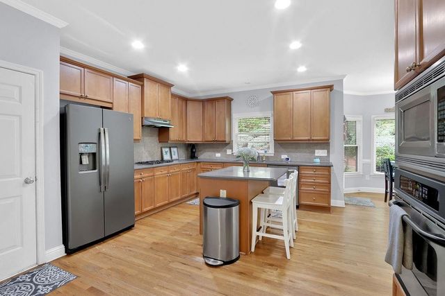 210 River Laurel Way, Woodstock, GA 30188