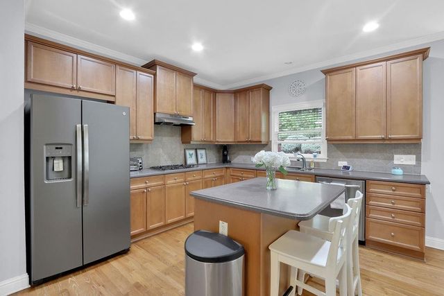 210 River Laurel Way, Woodstock, GA 30188