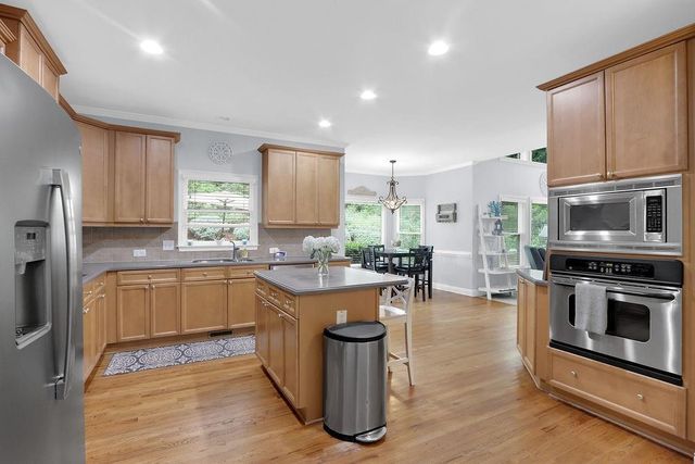 210 River Laurel Way, Woodstock, GA 30188