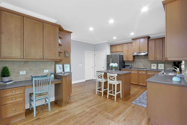 210 River Laurel Way, Woodstock, GA 30188