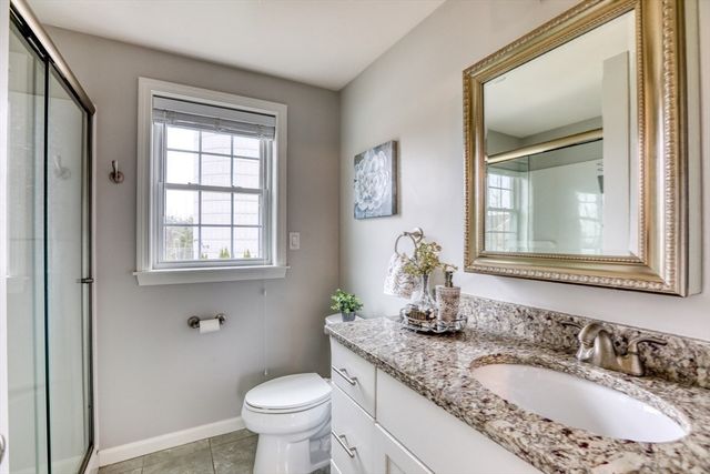 44 Gedney Dr, Peabody, MA 01960