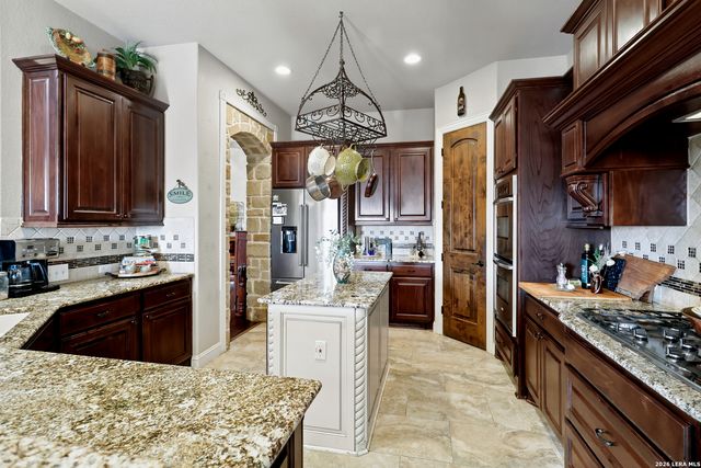 23835 CASTLE PEAK, San Antonio, TX 78258