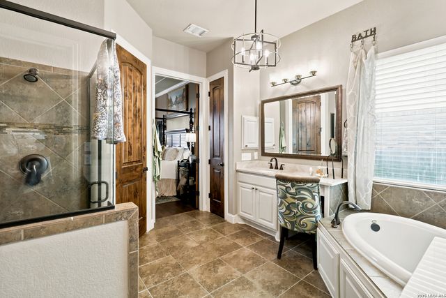 23835 CASTLE PEAK, San Antonio, TX 78258