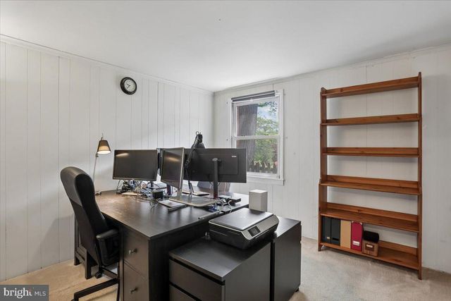 9011 KIRKDALE RD, Bethesda, MD 20817
