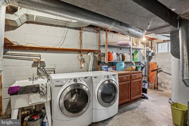 9011 KIRKDALE RD, Bethesda, MD 20817