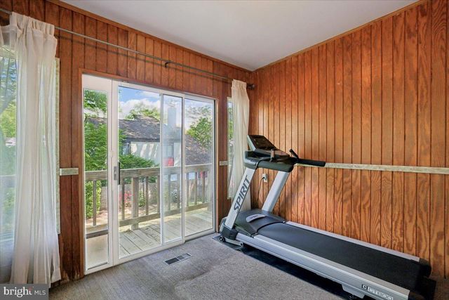 9011 KIRKDALE RD, Bethesda, MD 20817