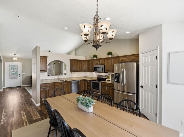 5157 W GOSSAMER WAY, Riverton, UT 84096