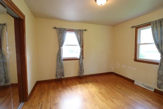 529 East Mcgee Street, Springfield, MO 65807