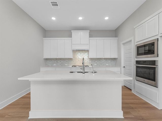 17746 Dahlia Heights Drive, Richmond, TX 77407