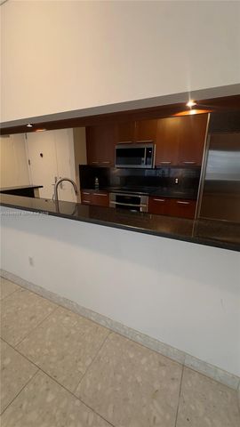 901 Brickell Key Boulevard 1102, Miami, FL 33131