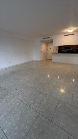 901 Brickell Key Boulevard 1102, Miami, FL 33131