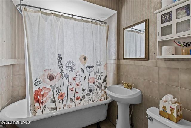 51 Smith Street, Howell, NJ 07731