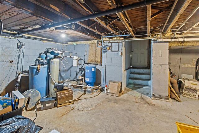 51 Smith Street, Howell, NJ 07731