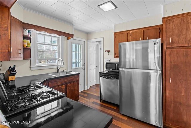 51 Smith Street, Howell, NJ 07731