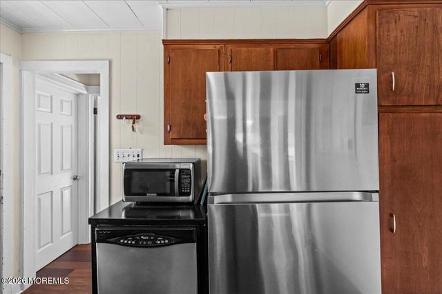 51 Smith Street, Howell, NJ 07731