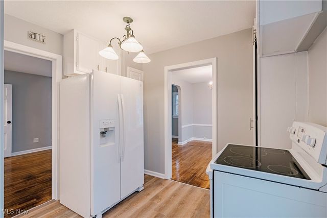 571 E 260th Street, Euclid, OH 44132