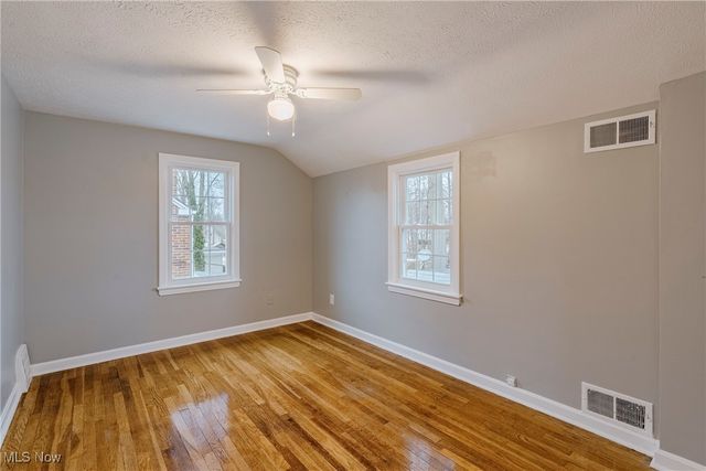 571 E 260th Street, Euclid, OH 44132