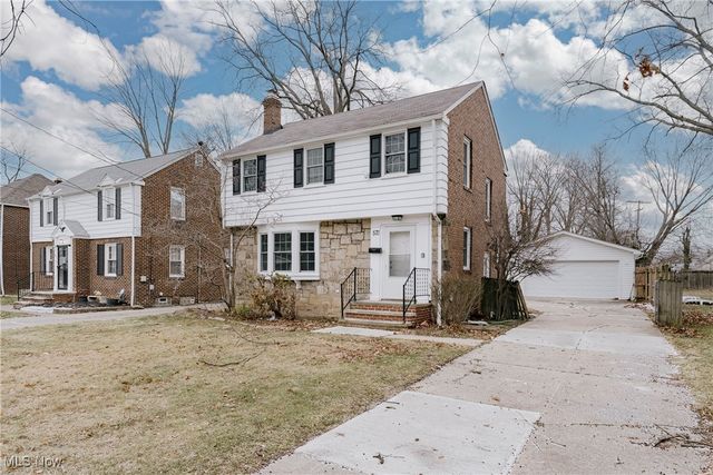 571 E 260th Street, Euclid, OH 44132