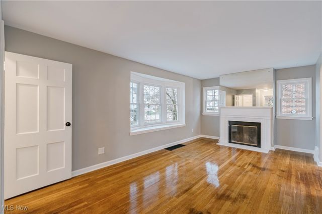 571 E 260th Street, Euclid, OH 44132