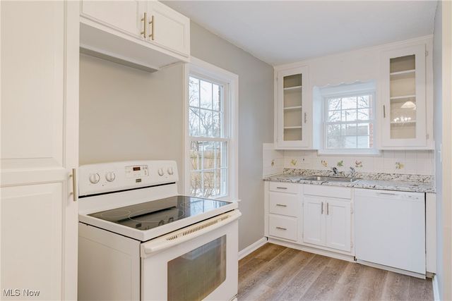 571 E 260th Street, Euclid, OH 44132