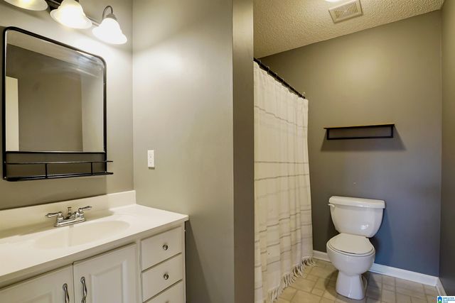 124 WILSON ROAD, Calera, AL 35040