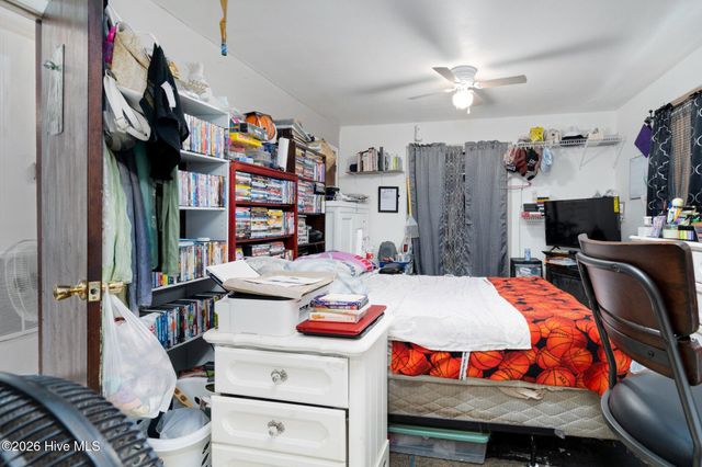 209 SE Railroad Street, Whitakers, NC 27891