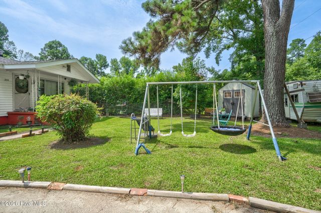 209 SE Railroad Street, Whitakers, NC 27891