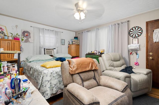 209 SE Railroad Street, Whitakers, NC 27891