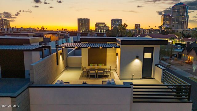 377 E WINDSOR Avenue 13, Phoenix, AZ 85004