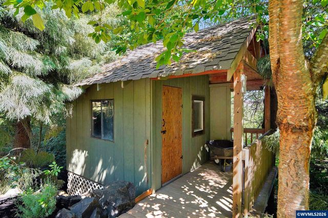 2467 Morrow Ct NW, Salem, OR 97304