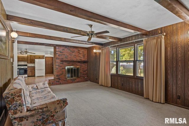 35 PROVIDENCE Lane, Springfield, IL 62711