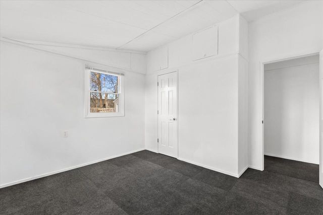 N96W16012 County Line ROAD, Germantown, WI 53022