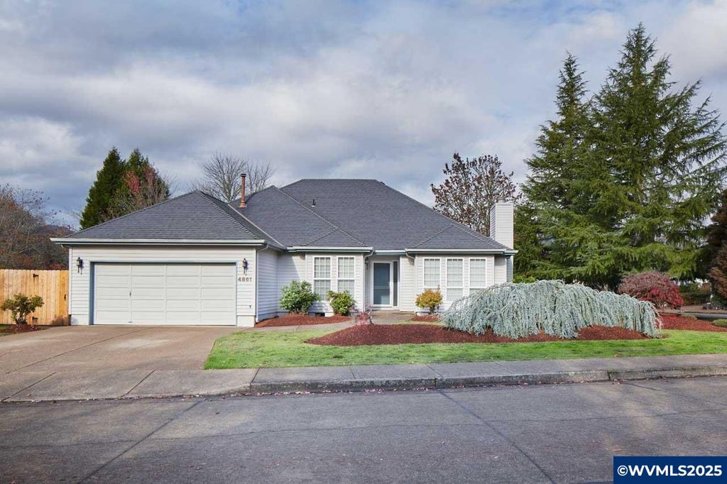 4861 NW Elmwood Dr, Corvallis, OR 97330