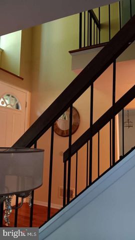 6010 TIMBER HOLLOW LN, Springfield, VA 22152