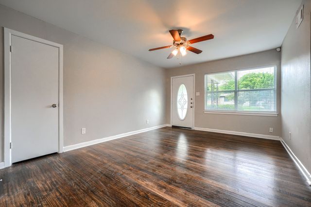 10628 Benbrook Drive, Dallas, TX 75228