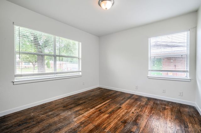 10628 Benbrook Drive, Dallas, TX 75228