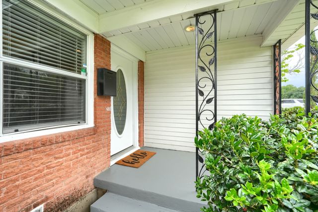 10628 Benbrook Drive, Dallas, TX 75228