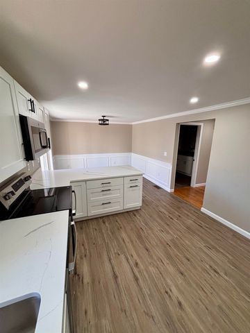 312 Whittington Street, Manchester, NH 03104