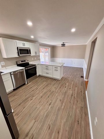 312 Whittington Street, Manchester, NH 03104