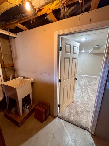 312 Whittington Street, Manchester, NH 03104