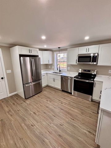 312 Whittington Street, Manchester, NH 03104