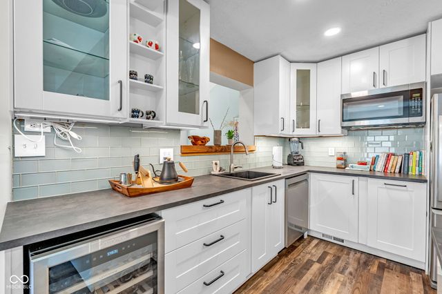 4408 Castlebay Way, Indianapolis, IN 46254