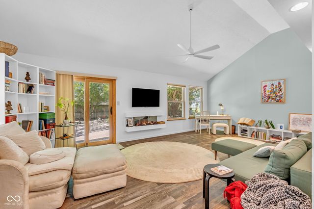 4408 Castlebay Way, Indianapolis, IN 46254