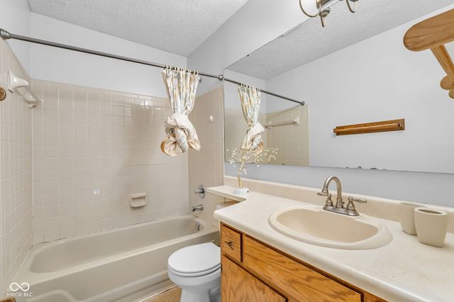 4408 Castlebay Way, Indianapolis, IN 46254