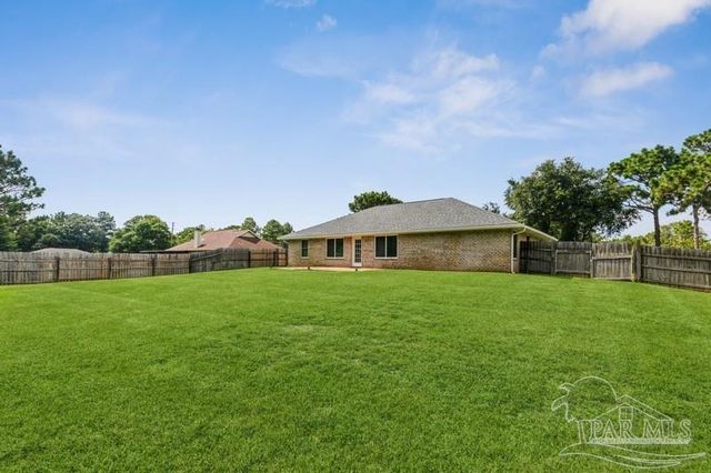 6531 Bellingham St, Navarre, FL 32566