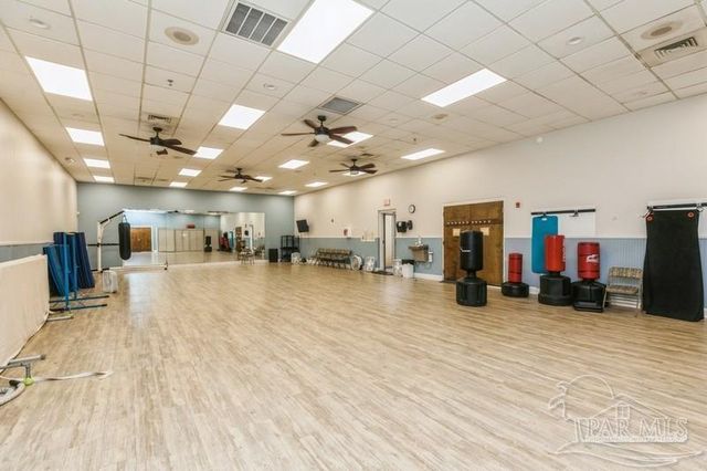 6531 Bellingham St, Navarre, FL 32566
