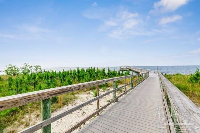6531 Bellingham St, Navarre, FL 32566