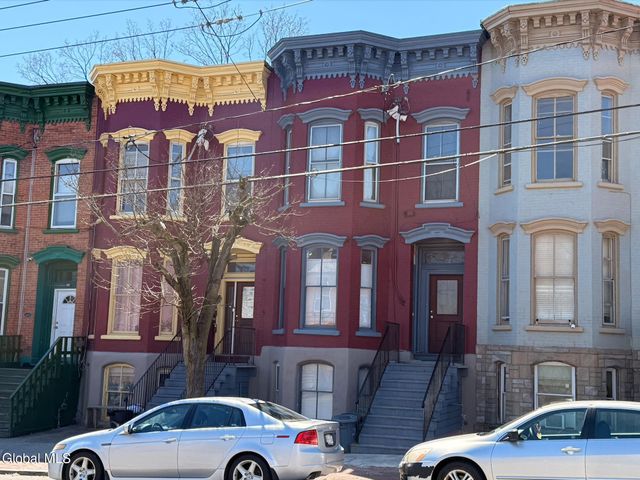 372 Clinton Avenue, Albany, NY 12206
